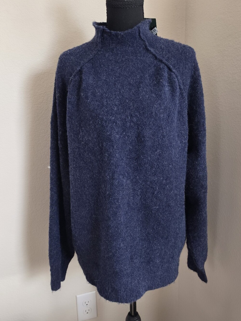 wild fable Navy Blue Fuzzy Mockneck Sweater NWT S